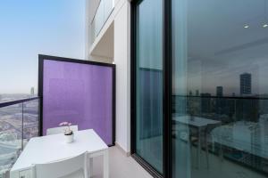 Cozy Studio with Sleek Design in JVC