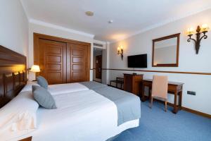 Double or Twin Room room in Checkin Antequera