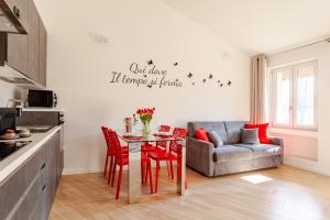 Lele Home Bilocale nel centro città 900m dalla stazione