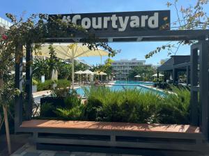 Courtyard Long Beach 2-bedroom LUX apartment