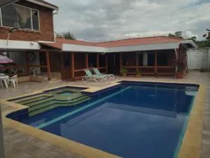 Villa Juan jose - Apulo