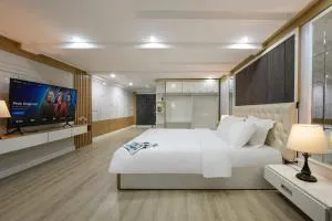 Pina Hotel - Boutique Inn - 吉婆岛