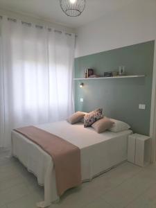 Lugore Room