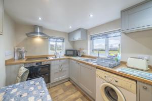 Drawell Cottage - Situated on a working farm