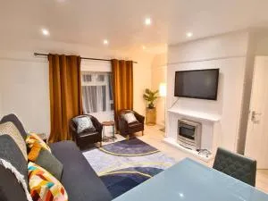 Modern Penge East Apartment - London