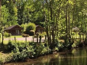 Campings Camping 4 etoiles - Piscine - ccbabhc : photos des chambres