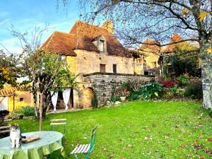Maisons de vacances Demeure perigourdine entre Dordogne et Vezere CHECK-IN le dimanche : photos des chambres