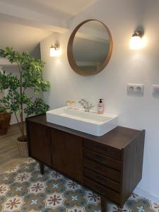 Maisons de vacances Riverside farmhouse with olive grove : photos des chambres