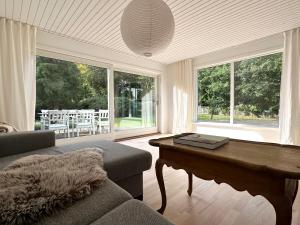 Rageleje - Cozy, bright summerhouse near the beach and beautiful Heatherhill