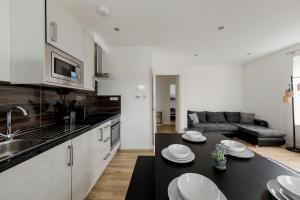 Relaxing 1-Bed Haven Near Battersea Park