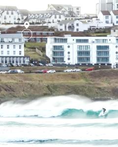 C8 Bay Apartments - Fistral Beach View - Newquay