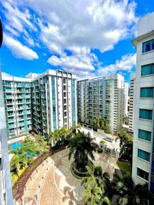 NAIA T3 Two Palmtree Villas 3-5mins away from Resorts World Casino Manila