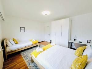 Charming 3 bedrooms with a cozy terrace-BRLD1