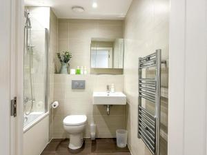 NEW - St James - City Centre Modern Apartment