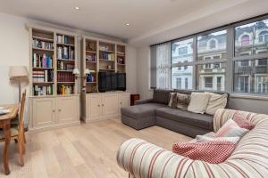 Stylish One Bedroom oasis, Kensington