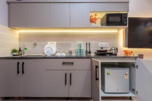 Jacuzzi & Big Screen By Buddies Home