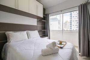 MTEY83 - 1 Dorm, Av. Brasil, Climatizado, Garagem