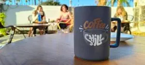 The Sisters' Hostel - Адехе