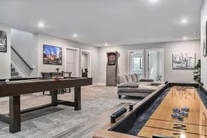 Walk to Water Park Game Room & Movie Theater - Арбор