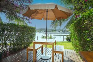 Duplex em Búzios com Suítes e Piscina | CLC 11