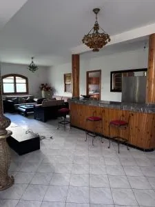 Villa élégante à Rabat,harhoura à 4 chambres - Oulad Kerroum