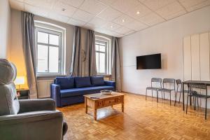 Viennas Finest Spacious 2BR & 1LR Apartment