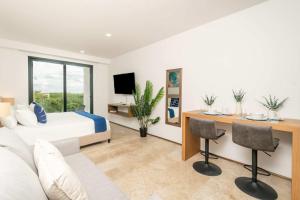 Chic Studio, Oceanview Roof Pool, Balcony, Gym