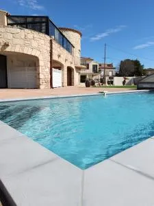 Villa Les Grenadines RDC - Mèze