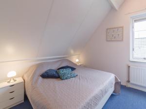 Holiday Home in Zeeland with Spacious Garden