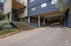 Executive BlackBrick Apartment