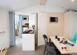 Campings Camping - Parc aquatique - ccaggcd : Mobile Home - 8