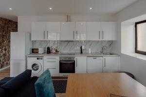 House River View by Best2Stay