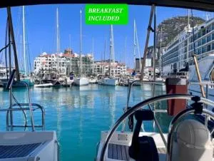LUXURY YACHT STAY "White Dove" sleeps 6 - Gibraltar