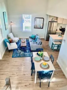 Famous Port A Pelican House Stunning NEW construction Walk to Marina & Bars - Rockport