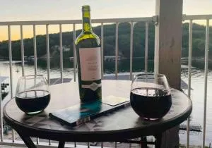 Lakeview Lookout - Four Seasons