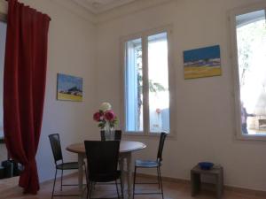 Appartements Le jardin de Saint Just : photos des chambres