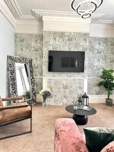 Luxe 4BR Retreat - 沃尔瑟姆福里斯特