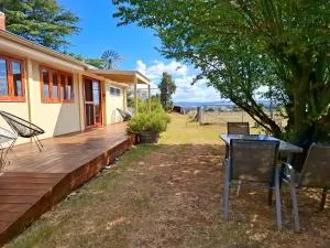 Alloway Bank - Wattle Flat