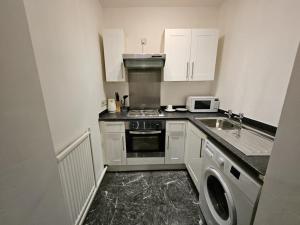 3 Bedrooms Apartment, 5 minutes walk to Marble Arch, Hyde Park
