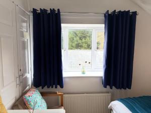 Doctors, Nurses, Families and contractors welcome