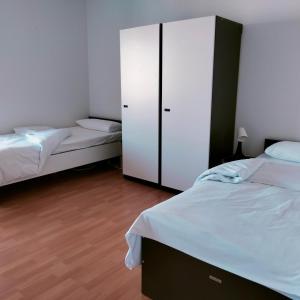 MZK Maier Schöne Aussicht, Preiswert