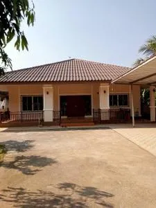 บ้านสวนสบายใจโฮมสเตย์ ใกล้มหาวิทยาลัยแม่ฟ้าหลวง ห่างเมือง 20 กิโล ห่างถนน 2 กิโล - Mae Chan