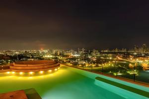 NEW Panoramic view, Infinite PoolHistoric Center