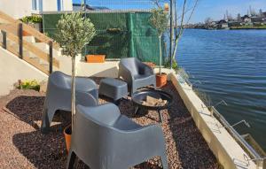 Awesome Home In Milly-Sur-Thérain