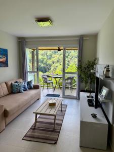 Condomínio em Angra dos Reis com praia privativa