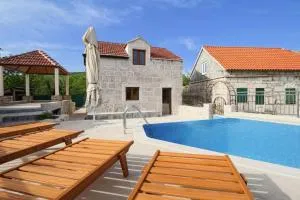 Holiday home in upa Srednja near Makarska w pool - Krstatice