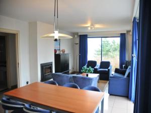 Apt w Fireplace & Garden