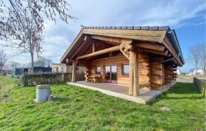 3 Bedroom Lovely Home In Den Oever