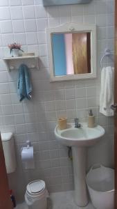 Um CANTINHO ESPECIAL ENTRE AS MONTANHAS NA PRAIA MOCOCA