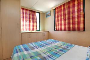 Holiday house with a parking space Trogir - 23967